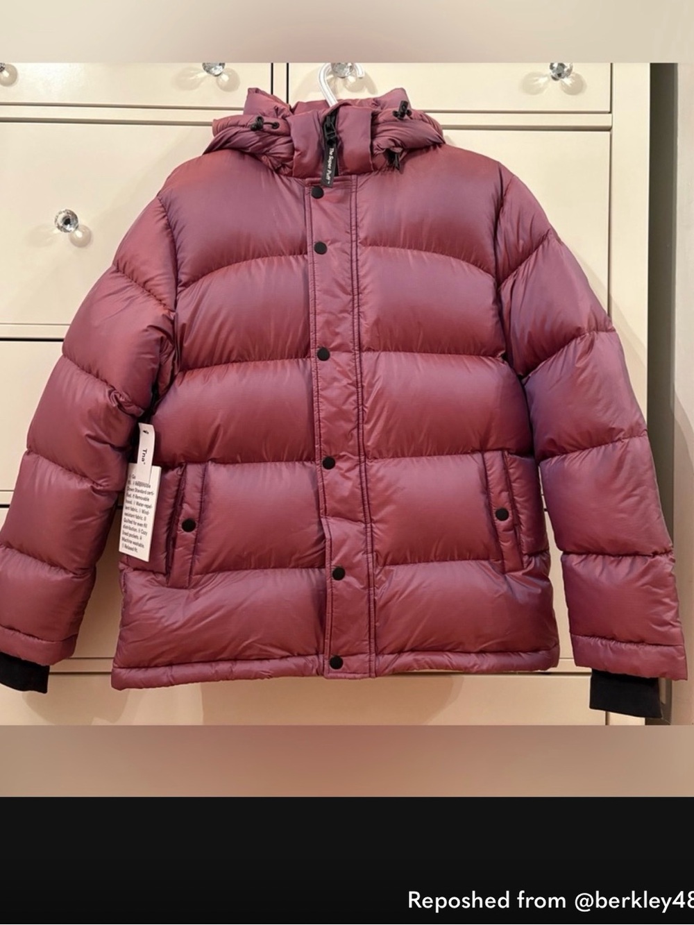 TNA Iridescent Super Puff Jacket - Small